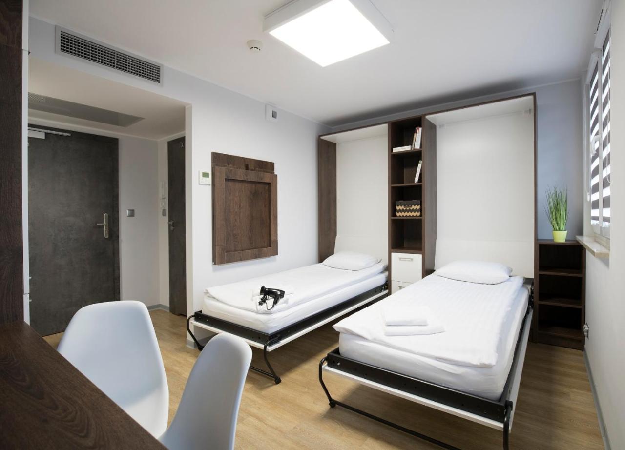 My 1St Place Poznan Aparthotel Buitenkant foto